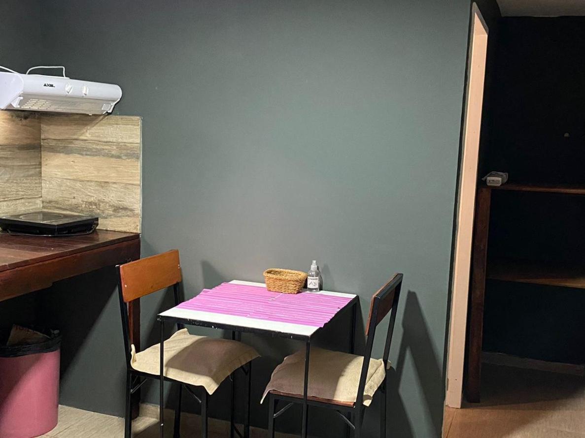 Hostel El Paredon El Chaltén Zewnętrze zdjęcie
