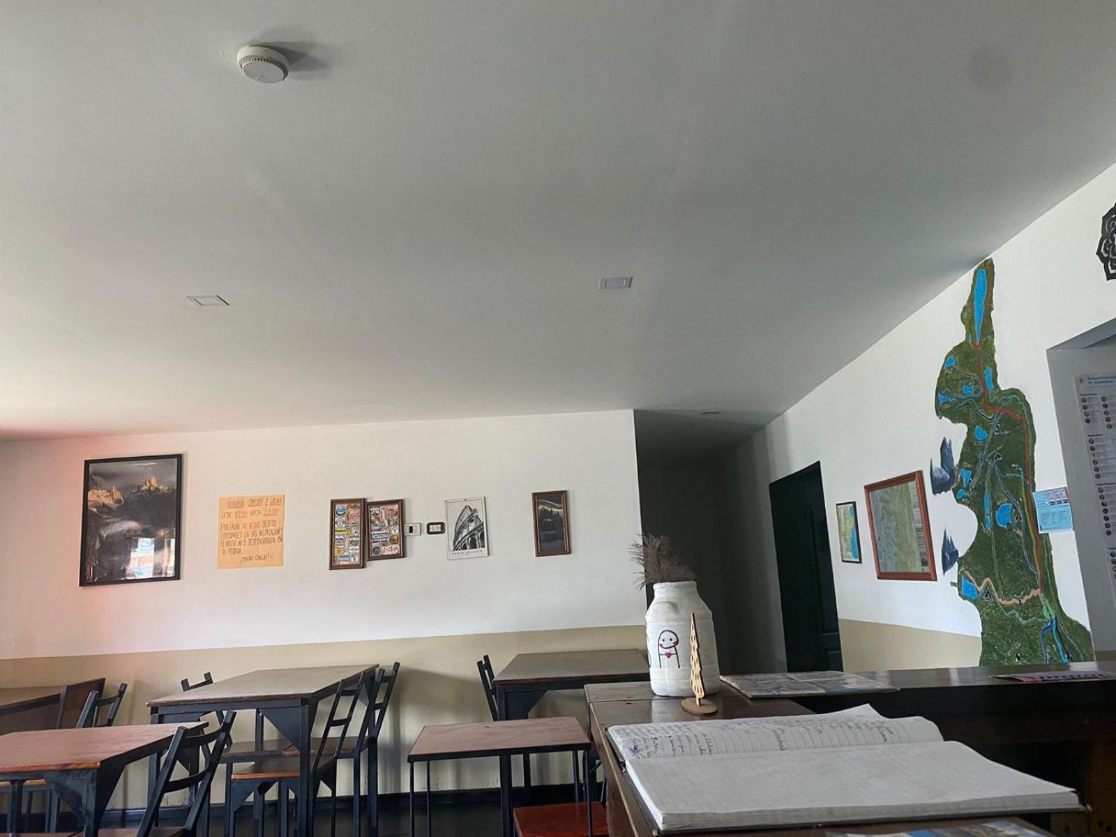 Hostel El Paredon El Chaltén Zewnętrze zdjęcie