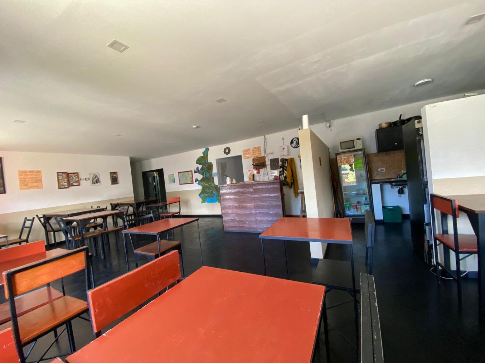Hostel El Paredon El Chaltén Zewnętrze zdjęcie